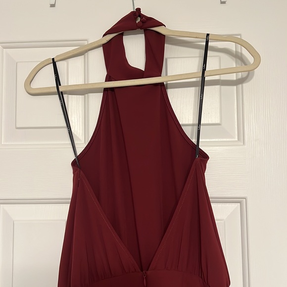 Wine colored Jumpsuit! Size Small NEVER WORN - Picture 3 of 4